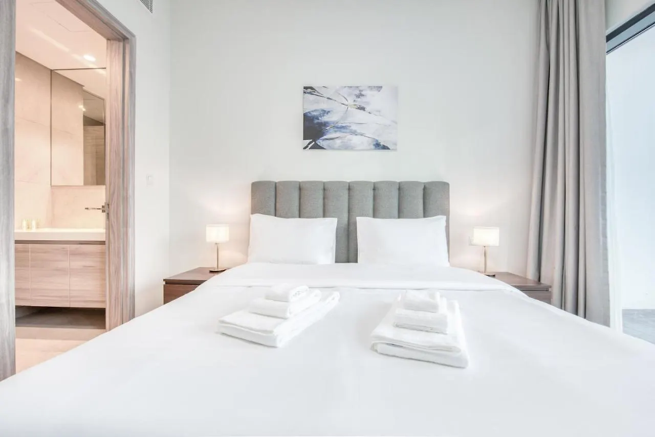 Sol Living - Sol Bay Apartment Dubai United Arab Emirates