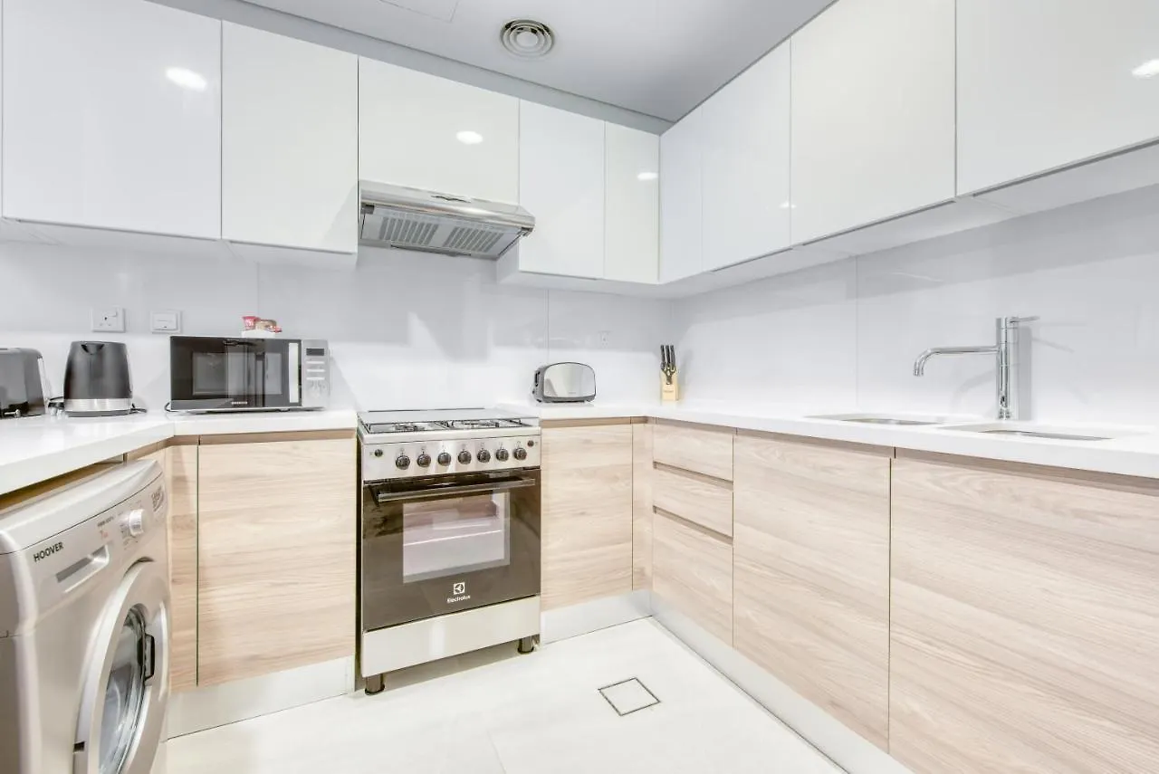 Sol Living - Sol Bay Apartment Dubai
