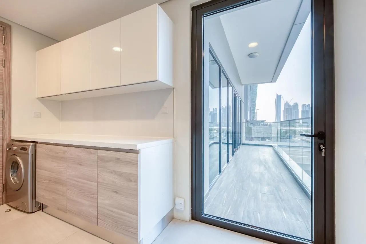 Sol Living - Sol Bay Apartment Dubai United Arab Emirates